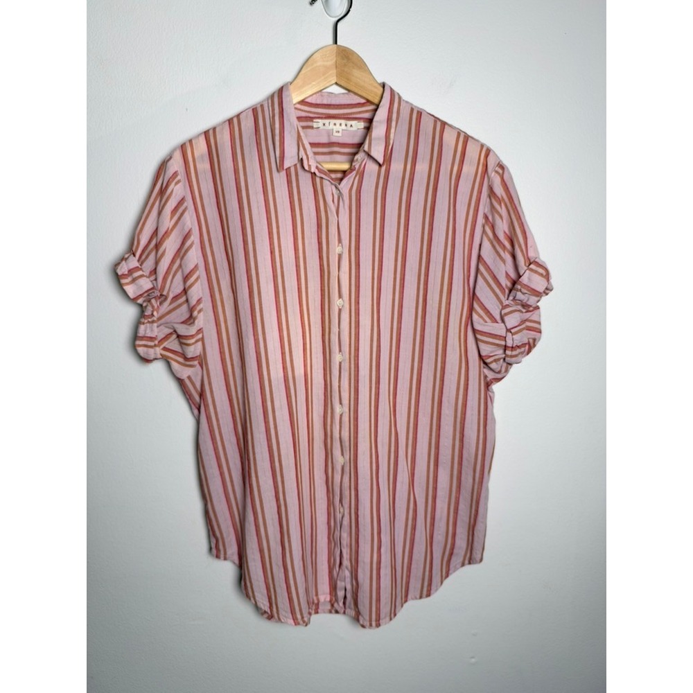 Xirena Channing Shirt in Pink Metallic Stripe Short Sleeve Button Down size XS